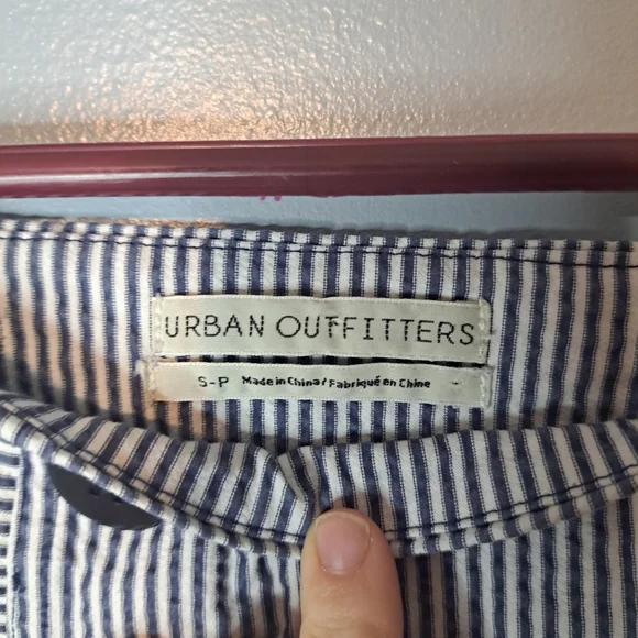 Urban Outfitters skirt. Size Small-P - Picture 7 of 7